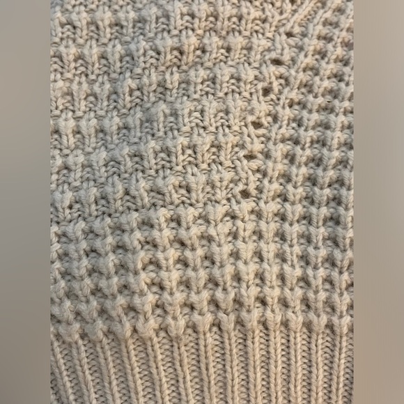 XXS, Madewell, cream, chunky knit sweater. - Picture 4 of 4